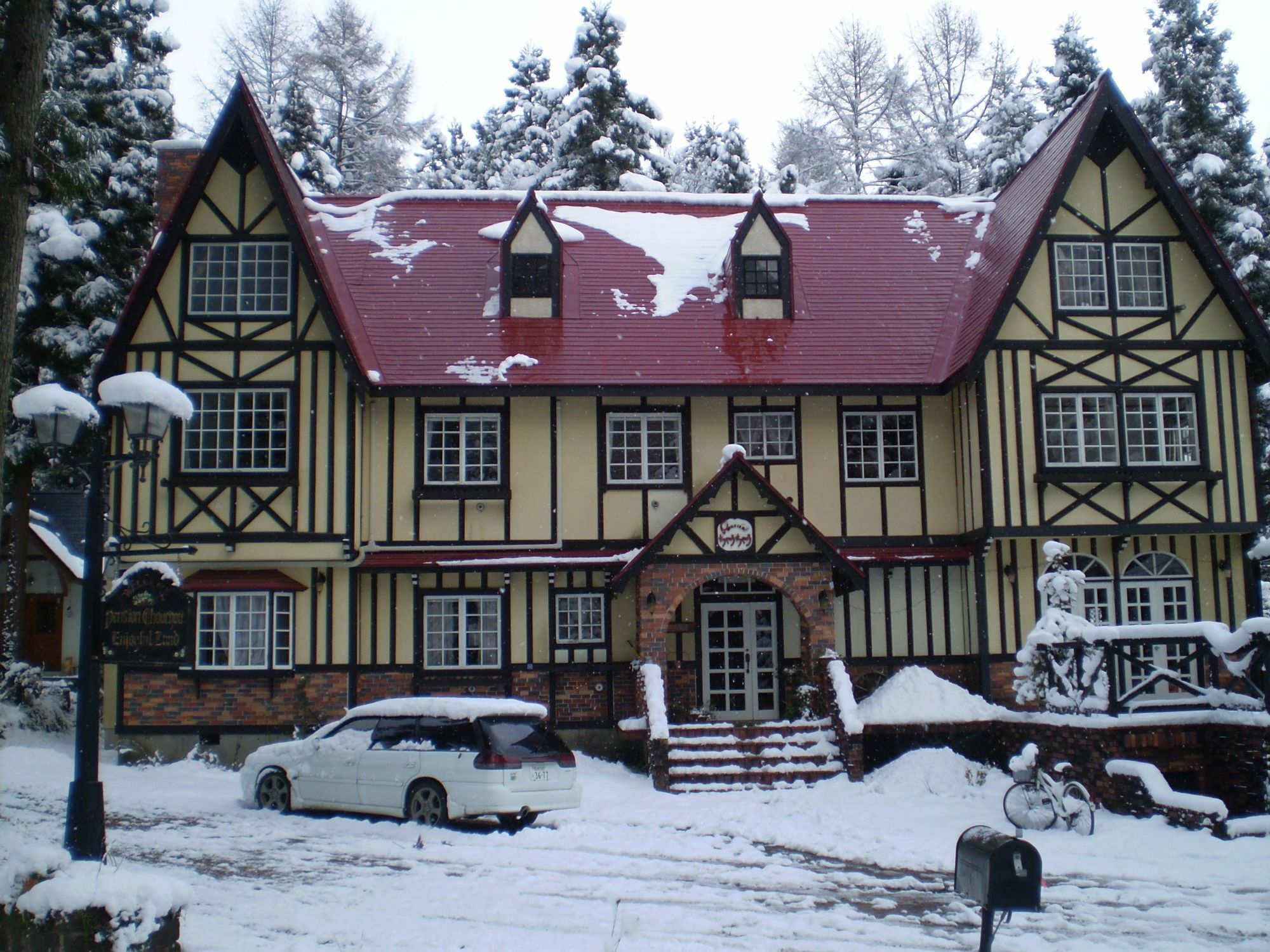 ペンション ちゃうちゃう Bed & Breakfast Hakuba Eksteriør bilde